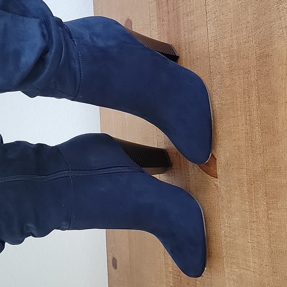 JustFab - Karlana navy boots, wide width size 7. - Picture 5 of 10